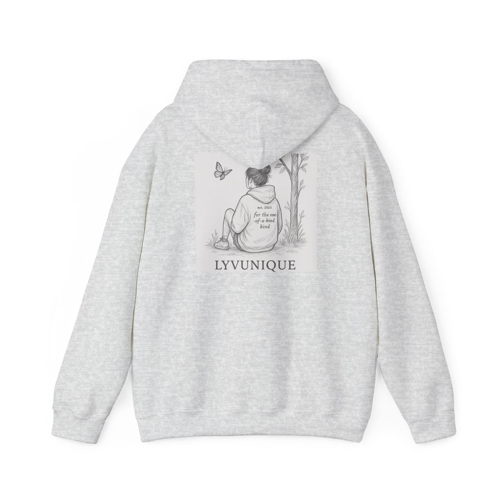 LYVUNIQUE Hooded Sweatshirt